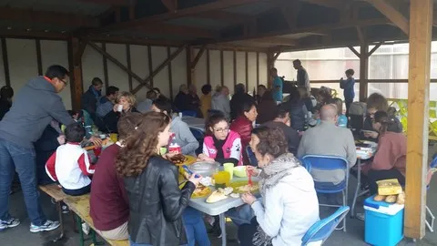 Repas avec tous les participant(e)s