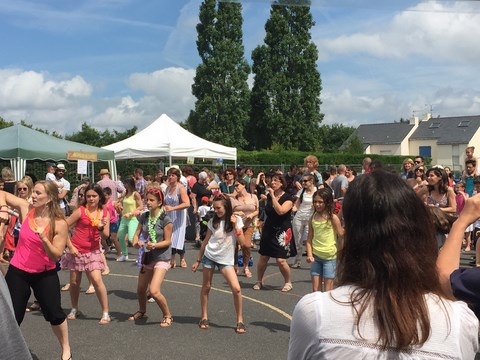 Fête de quartier 2015 avec l'ACLB et l'école René Guy Cadou, Saint-HerblainLe Flash-mob'